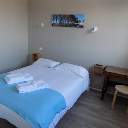 Bistrot St Tro' Hotel 2*